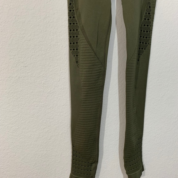 Gymshark Energy Seamless Leggings-XS - Picture 6 of 9